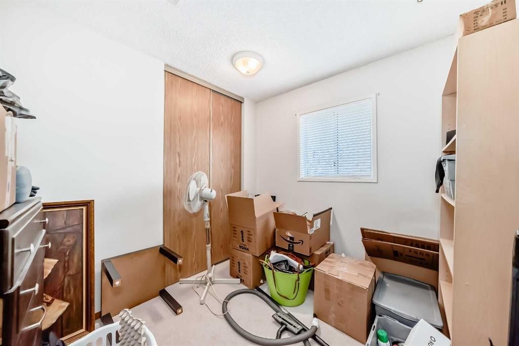 27 Martinview Crescent Ne, Calgary, AB - Indoor