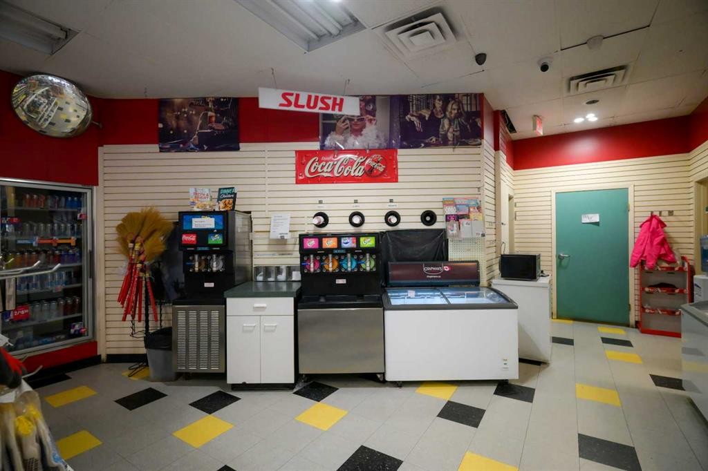 205 3 Avenue, Cochrane, AB