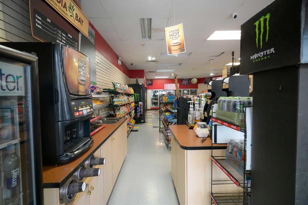 205 3 Avenue, Cochrane, AB