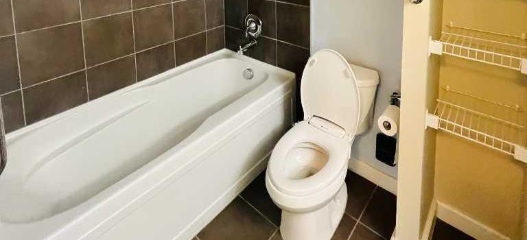 2607-211 13 Avenue Se, Calgary, AB - Indoor