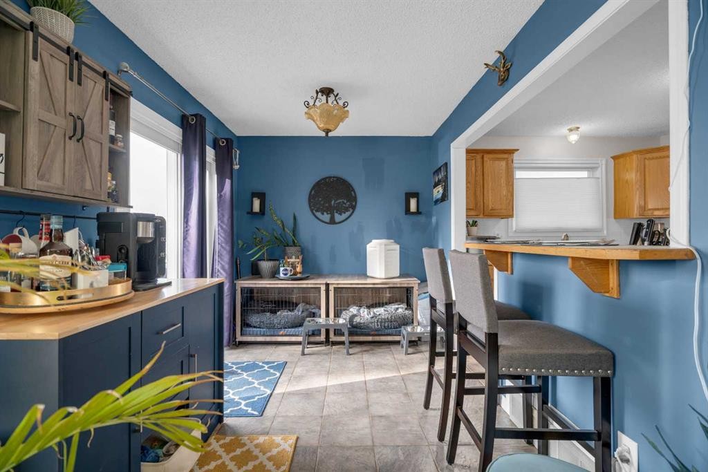 3 Booth Crescent, Irricana, AB - Indoor