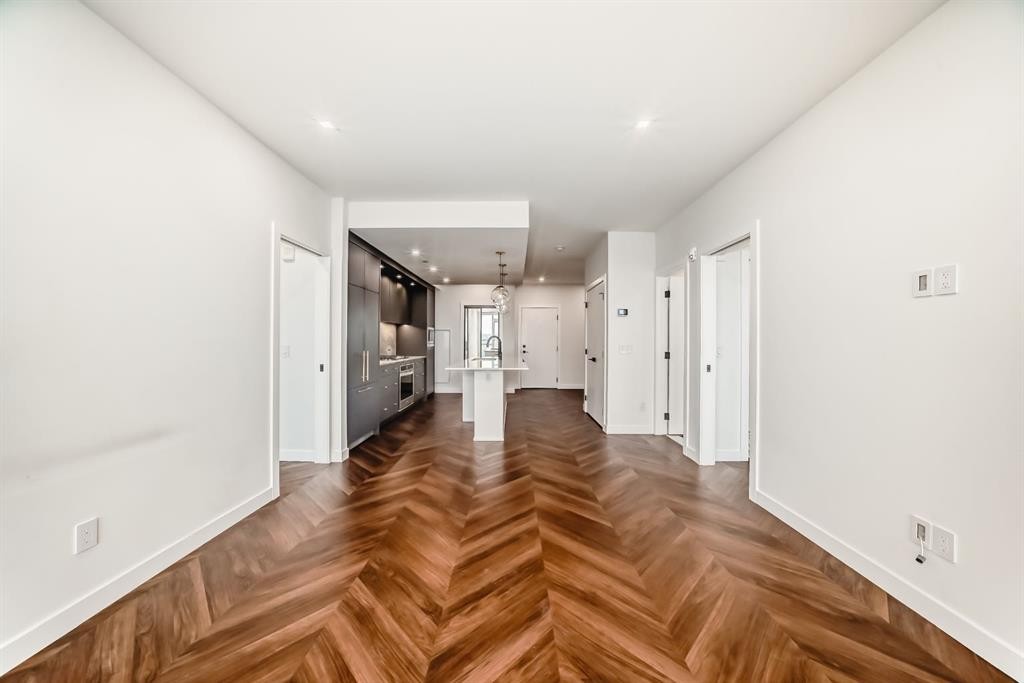 410-8505 Broadcast Avenue Sw, Calgary, AB - Indoor Photo Showing Other Room