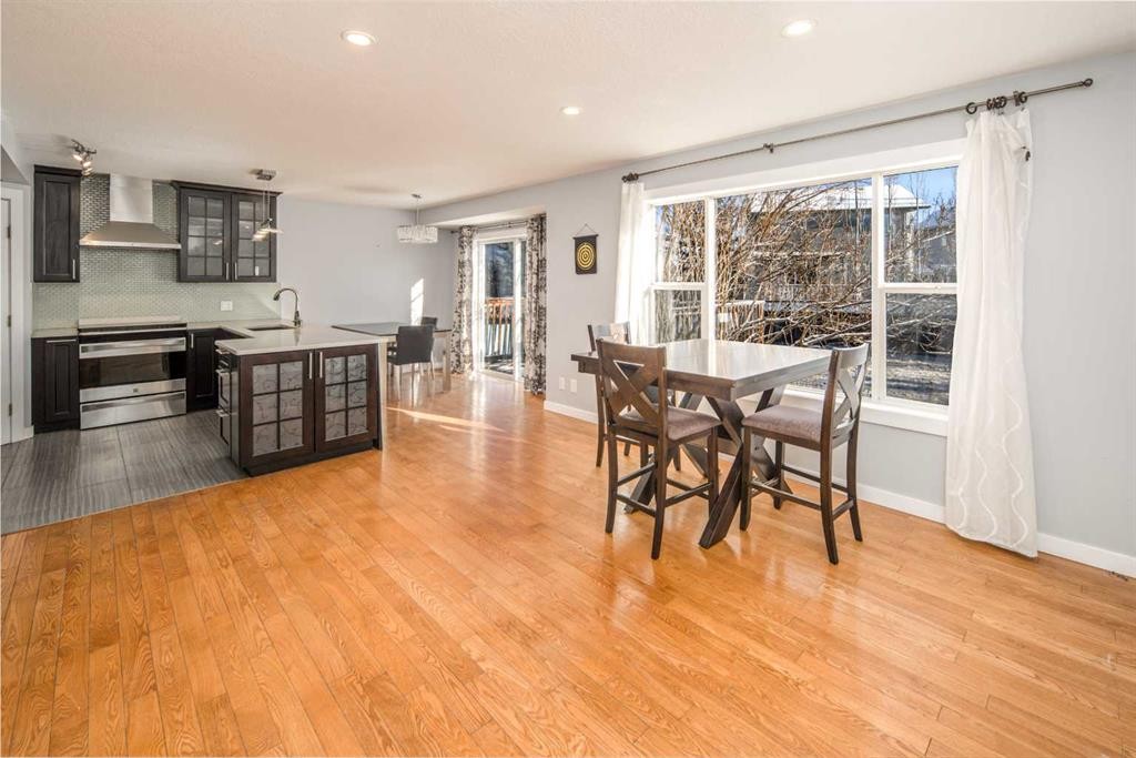 311 Coventry Circle Ne, Calgary, AB - Indoor