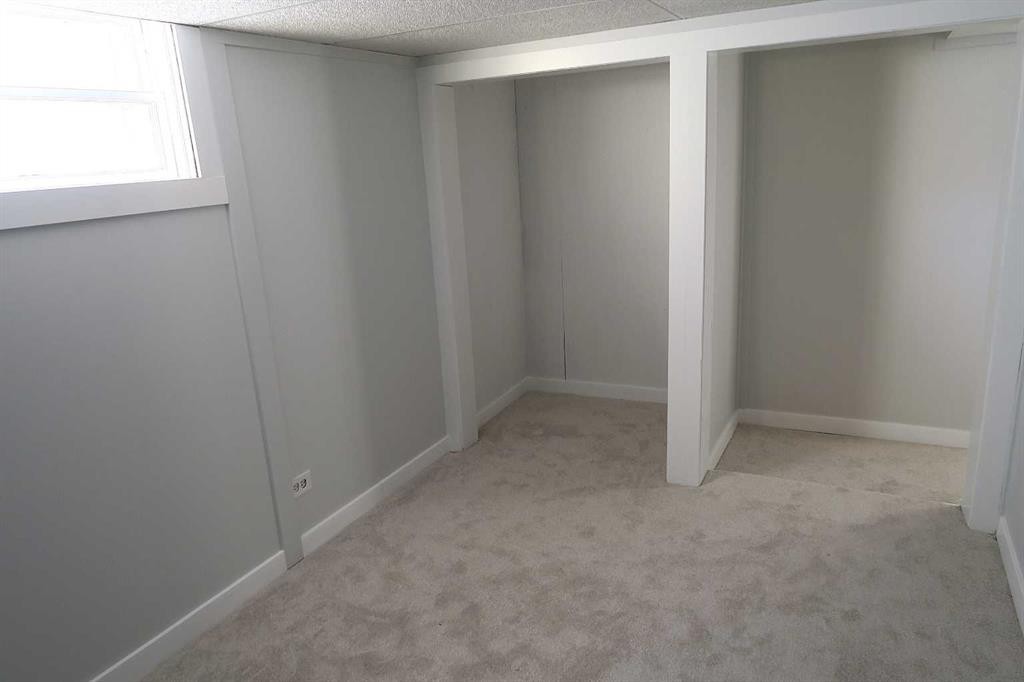 111 2 Avenue South, Morrin, AB - Indoor Photo Showing Other Room