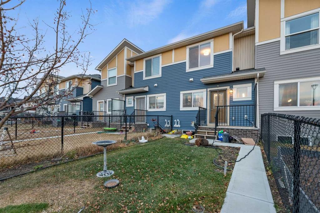 29 Saddlestone Link Ne, Calgary, AB - Outdoor