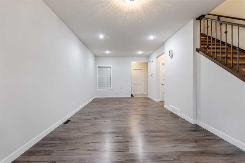 29 Saddlestone Link Ne, Calgary, AB - Indoor Photo Showing Other Room