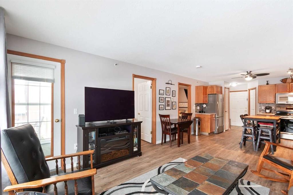 202-5026 49 Street, Olds, AB - Indoor