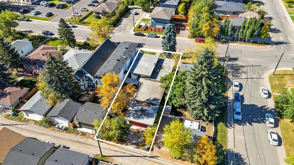 1708 29 Street Sw, Calgary, AB - Outdoor With View