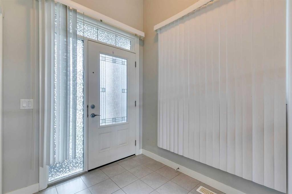 228 Sage Bluff Drive Nw, Calgary, AB - Indoor Photo Showing Other Room