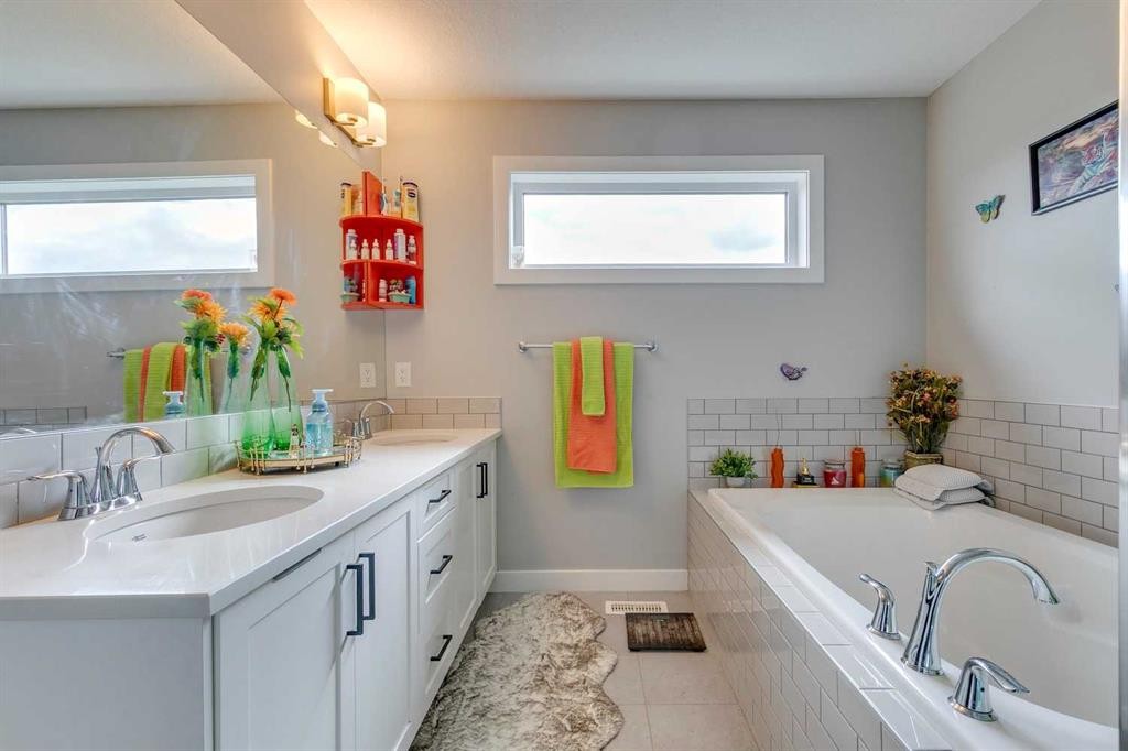 228 Sage Bluff Drive Nw, Calgary, AB - Indoor Photo Showing Bathroom