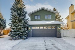 34 Tiller Place SE Airdrie, AB T4A 1S6