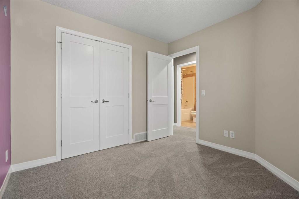 715 Copperpond Circle Se, Calgary, AB - Indoor Photo Showing Other Room