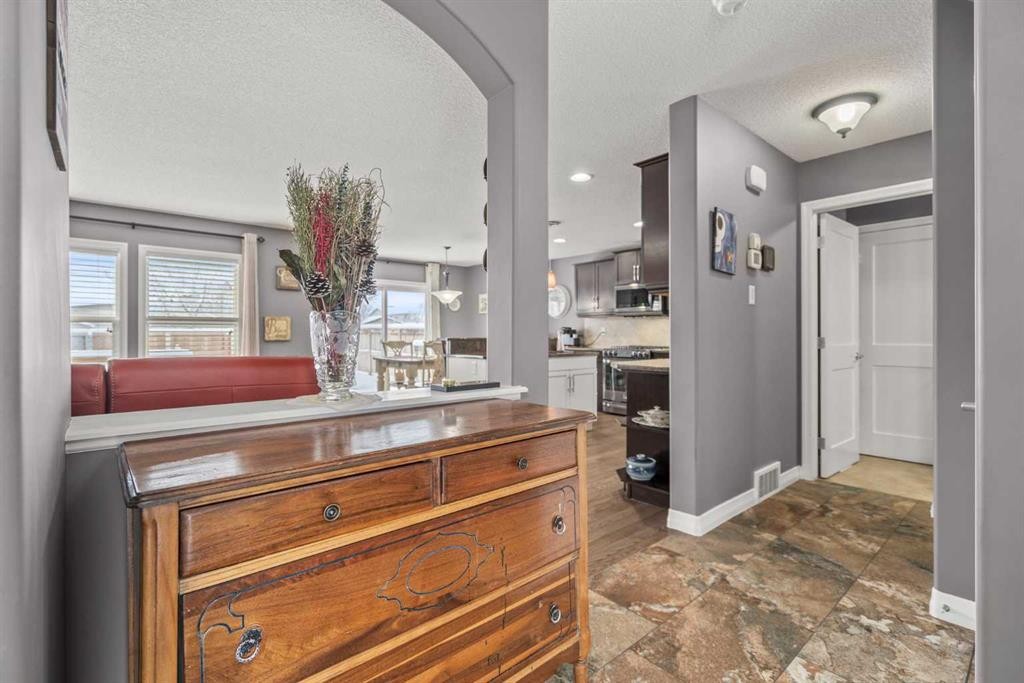 715 Copperpond Circle Se, Calgary, AB - Indoor Photo Showing Other Room