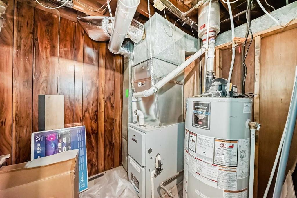 2223 36 Street Se, Calgary, AB - Indoor Photo Showing Basement