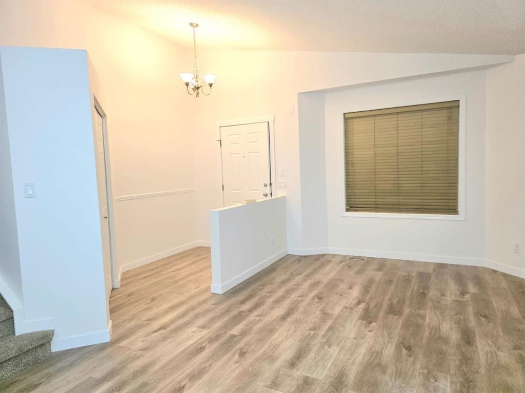 16218 Shawbrooke Road Sw, Calgary, AB - Indoor Photo Showing Other Room