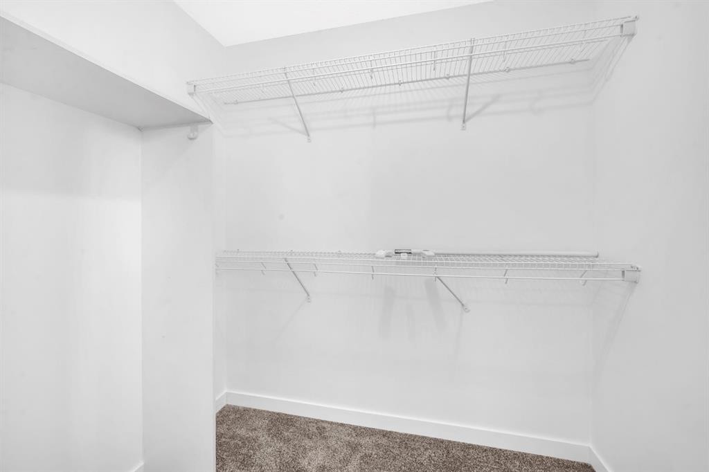 16218 Shawbrooke Road Sw, Calgary, AB - Indoor With Storage