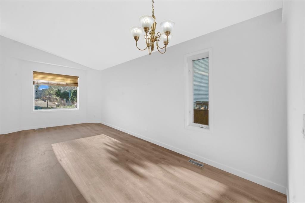 16218 Shawbrooke Road Sw, Calgary, AB - Indoor Photo Showing Other Room