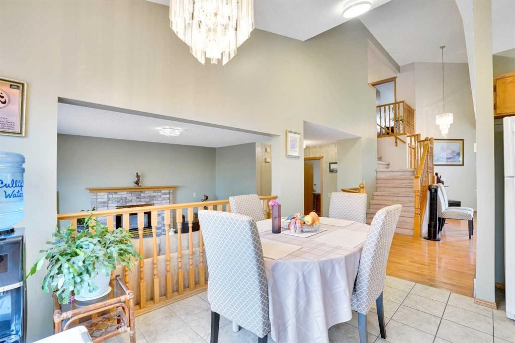 60 Douglas Woods Terrace Se, Calgary, AB - Indoor Photo Showing Dining Room