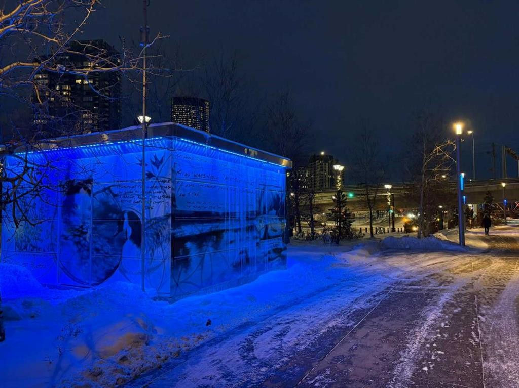 1903-519 Riverfront Avenue Se, Calgary, AB - Outdoor