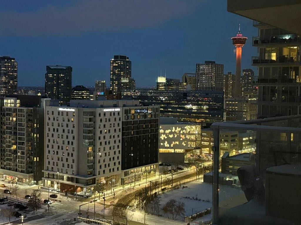 1903-519 Riverfront Avenue Se, Calgary, AB - Outdoor