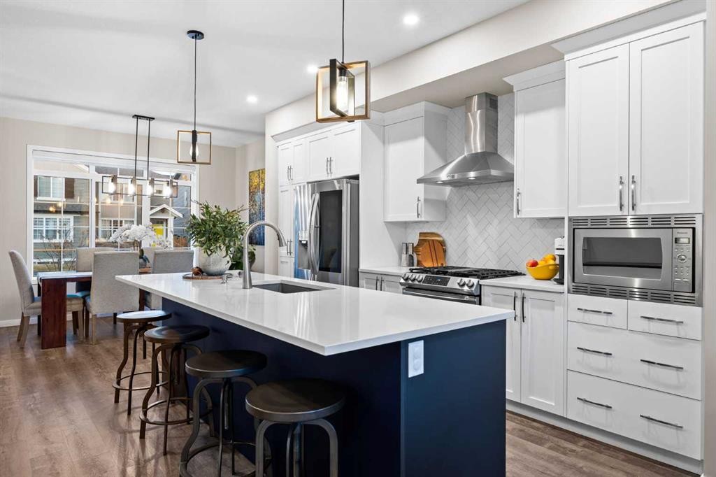 80 Wolf Gate, Okotoks, AB