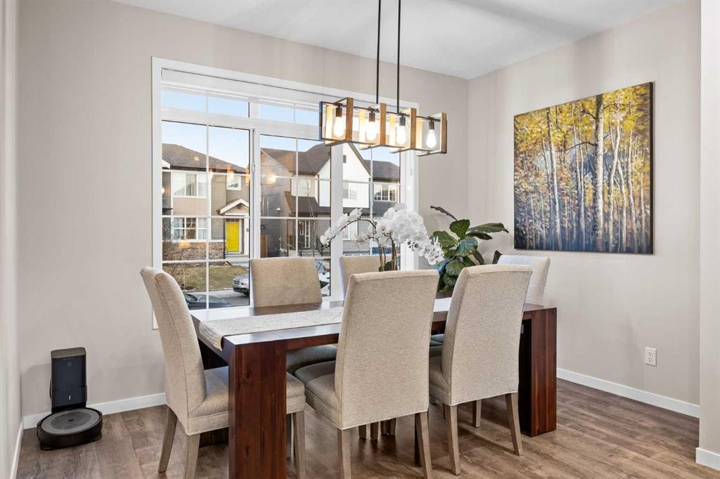 80 Wolf Gate, Okotoks, AB