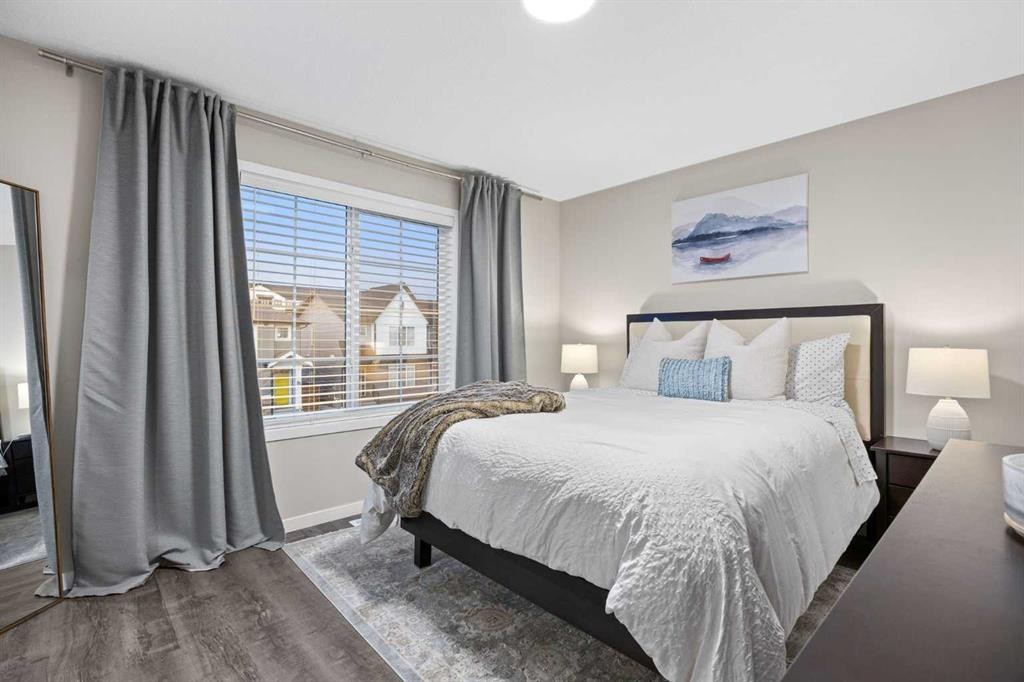 80 Wolf Gate, Okotoks, AB