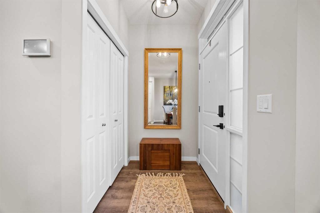 80 Wolf Gate, Okotoks, AB