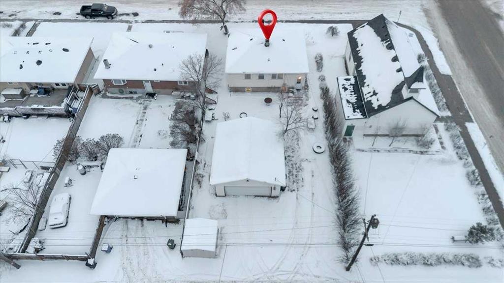 7608 22A Street Se, Calgary, AB - Outdoor