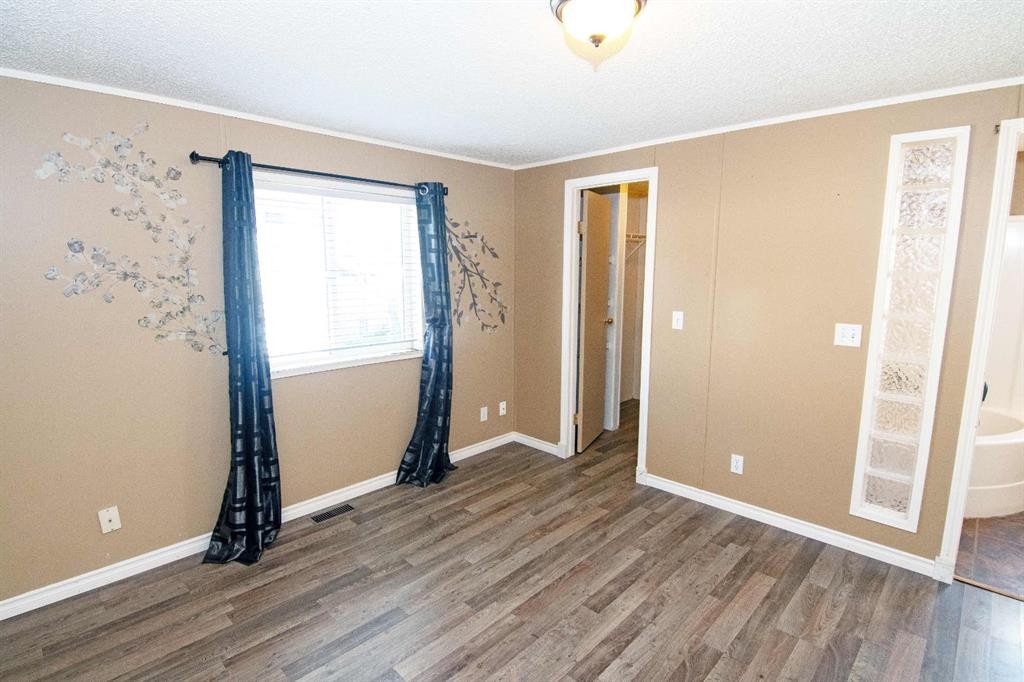 10 Westmount Drive, Cayley, AB - Indoor