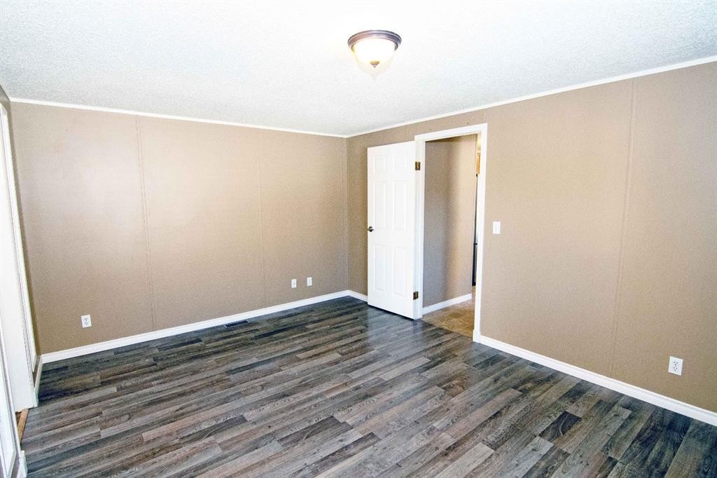 10 Westmount Drive, Cayley, AB - Indoor Photo Showing Other Room