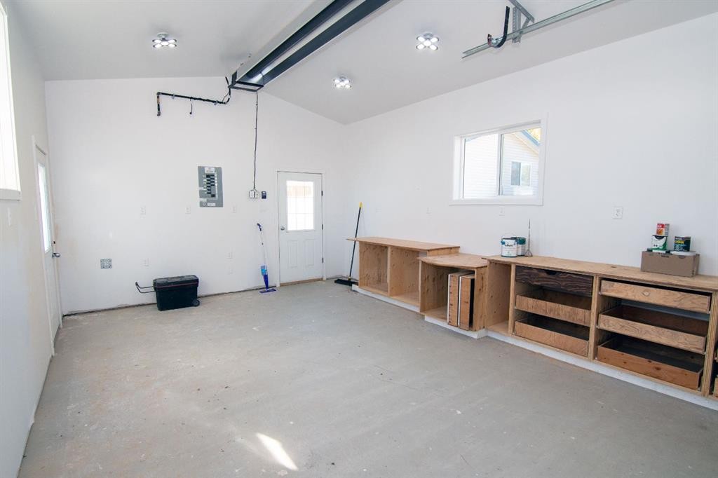 10 Westmount Drive, Cayley, AB - Indoor