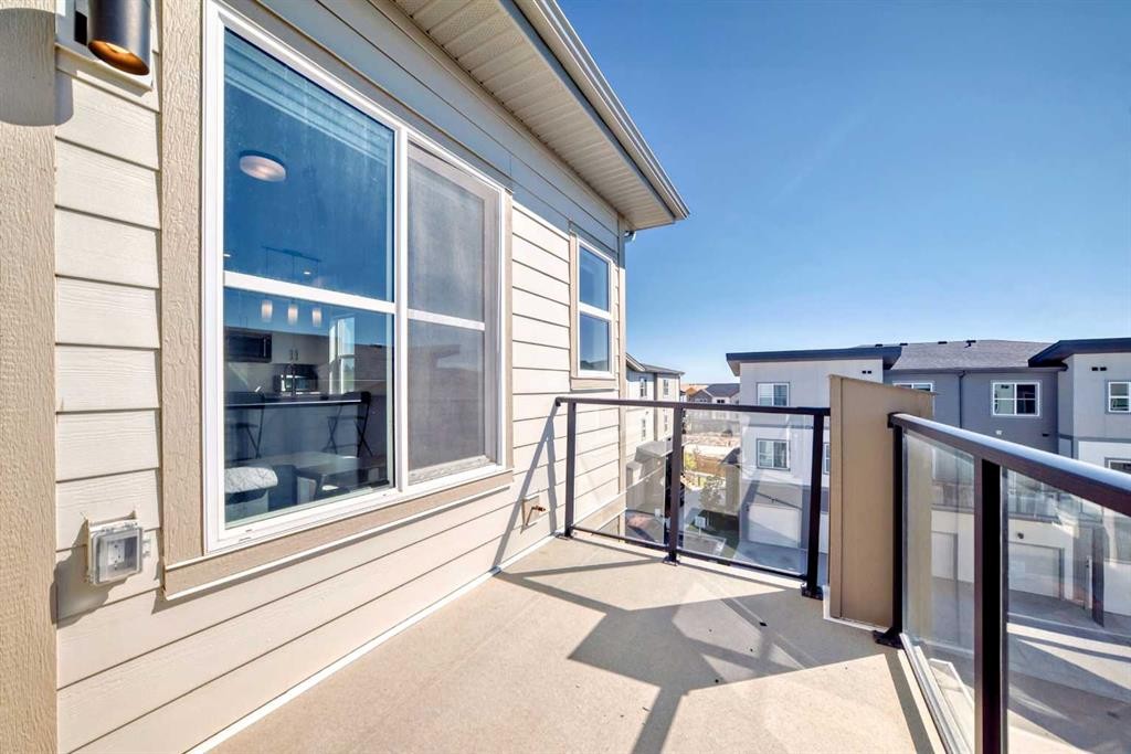 41-2117 81 Street Sw, Calgary, AB - Outdoor With Balcony With Exterior