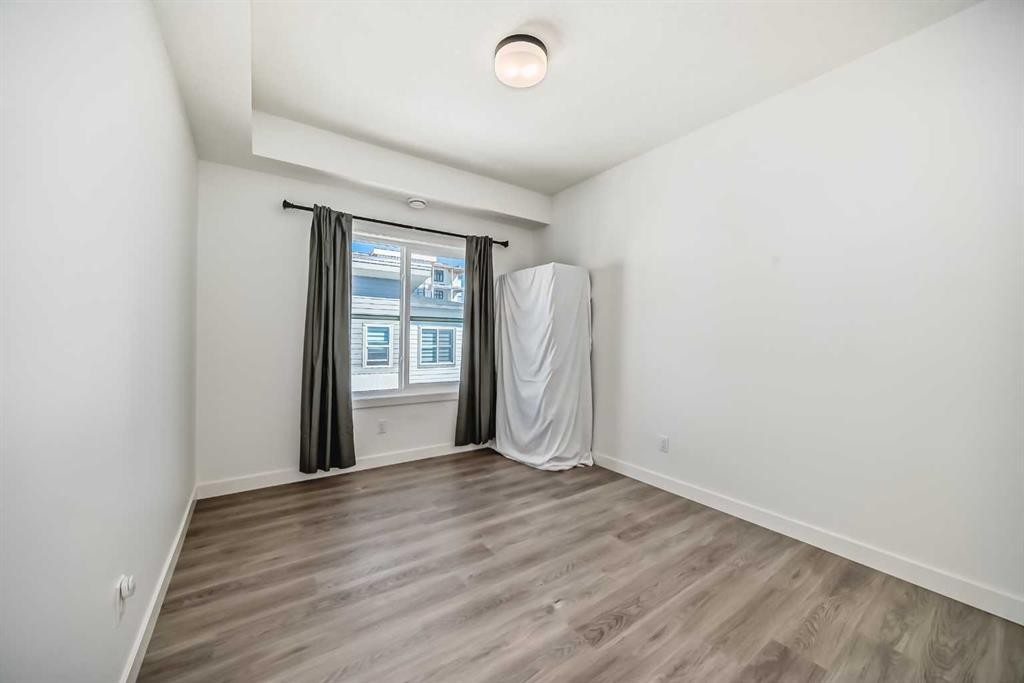 41-2117 81 Street Sw, Calgary, AB - Indoor Photo Showing Other Room