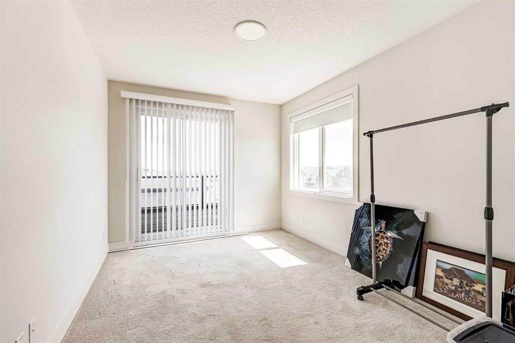 511-10060 46 Street Ne, Calgary, AB - Indoor