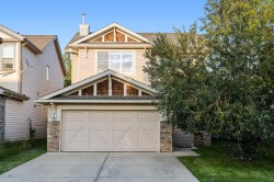 6 kingsland Way SE Airdrie, AB T4A 0A5