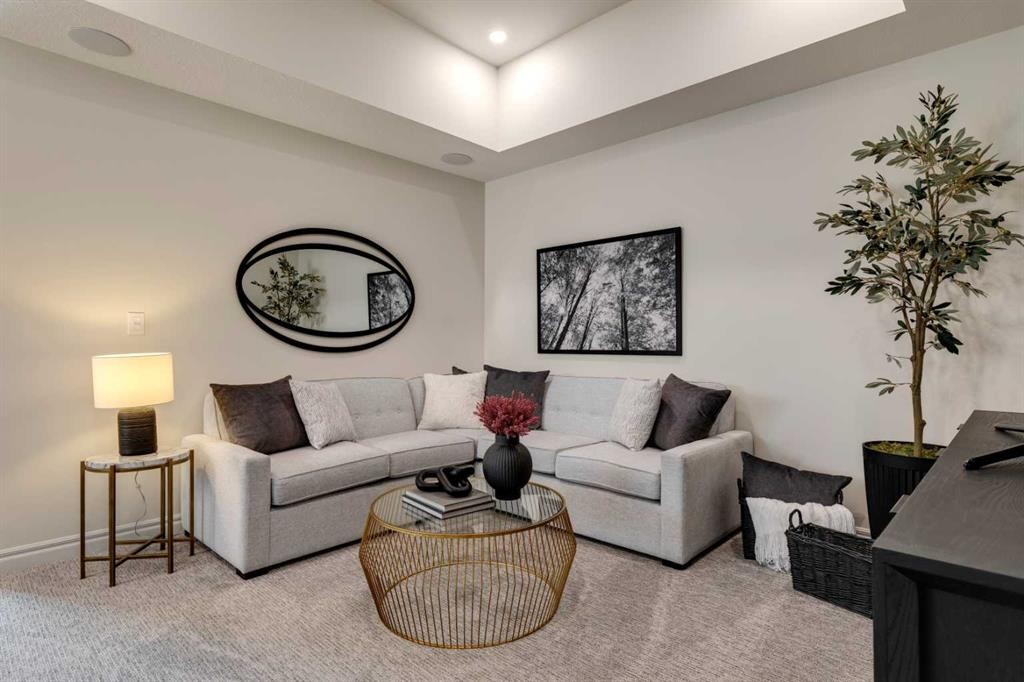 177 Mitchell Road Nw, Calgary, AB - Indoor Photo Showing Living Room