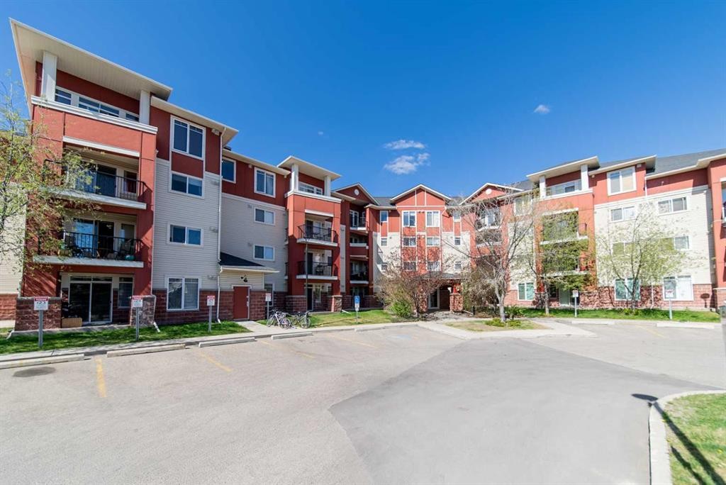 114-156 Country Village Circle Ne, Calgary, AB - Outdoor With Facade