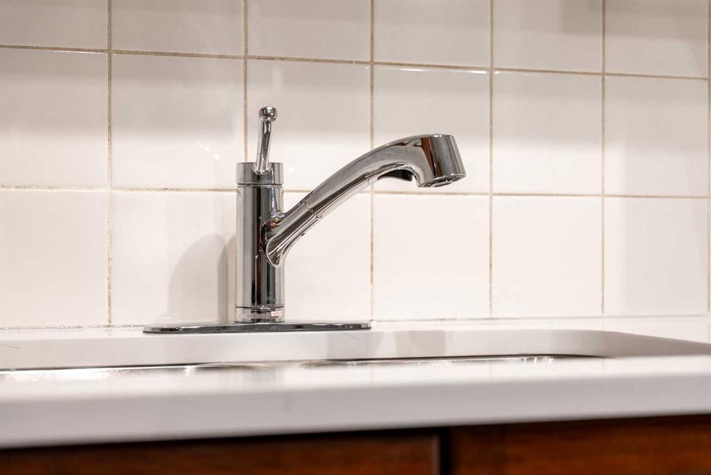 114-156 Country Village Circle Ne, Calgary, AB - Indoor