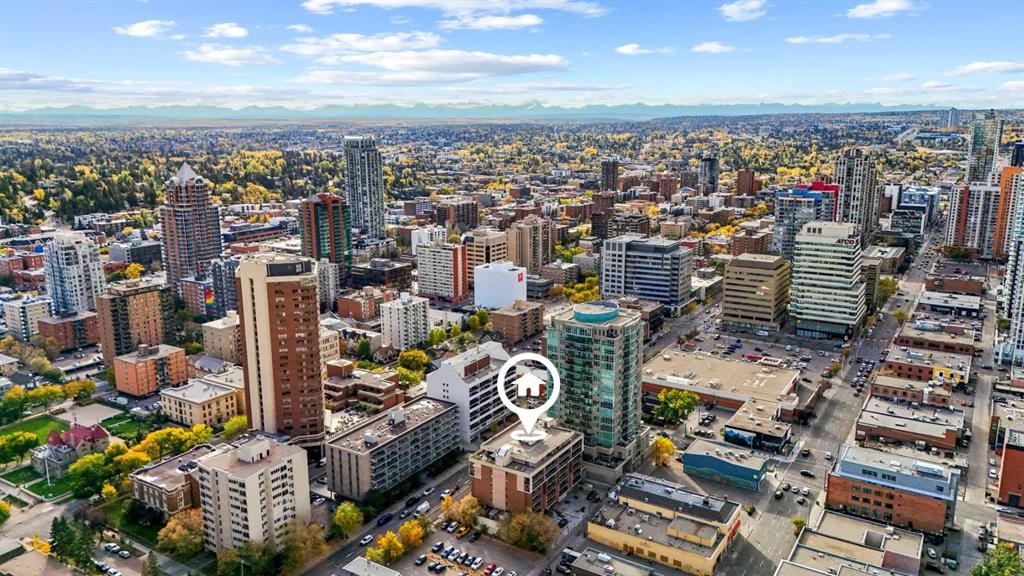 704-718 12 Avenue Sw, Calgary, AB - Outdoor With View