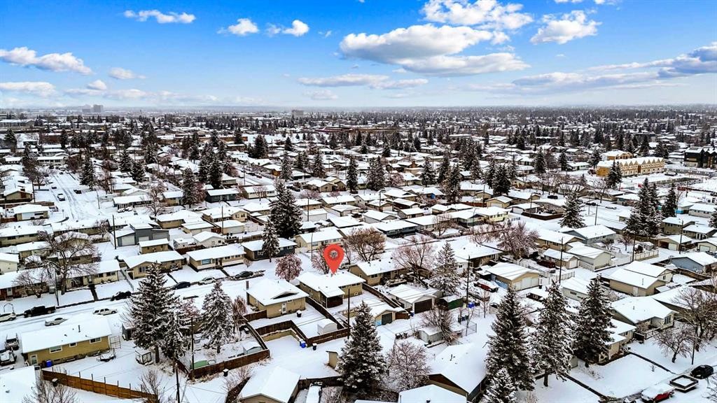 1436 Robson Crescent Se, Calgary, AB - Outdoor With View