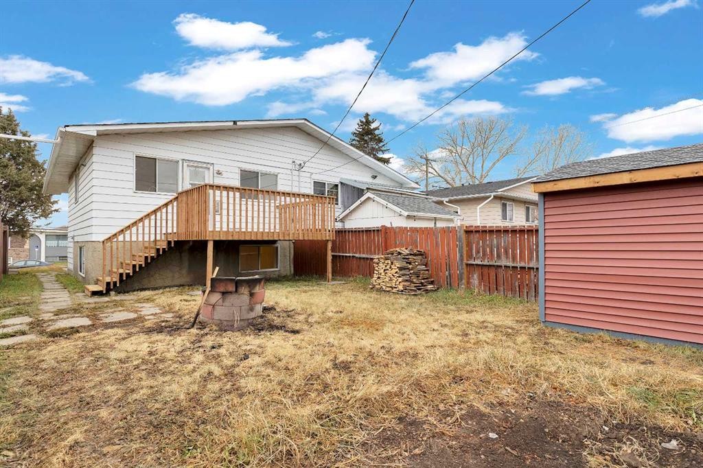 2948 Doverville Crescent Se, Calgary, AB - Outdoor With Deck Patio Veranda