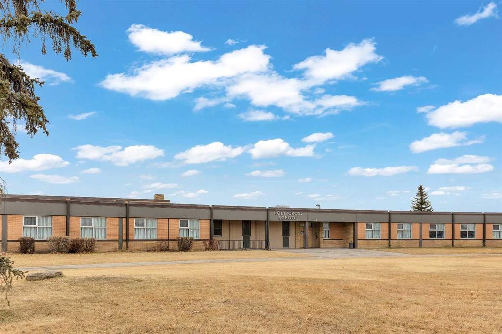 2948 Doverville Crescent Se, Calgary, AB - Outdoor With Deck Patio Veranda