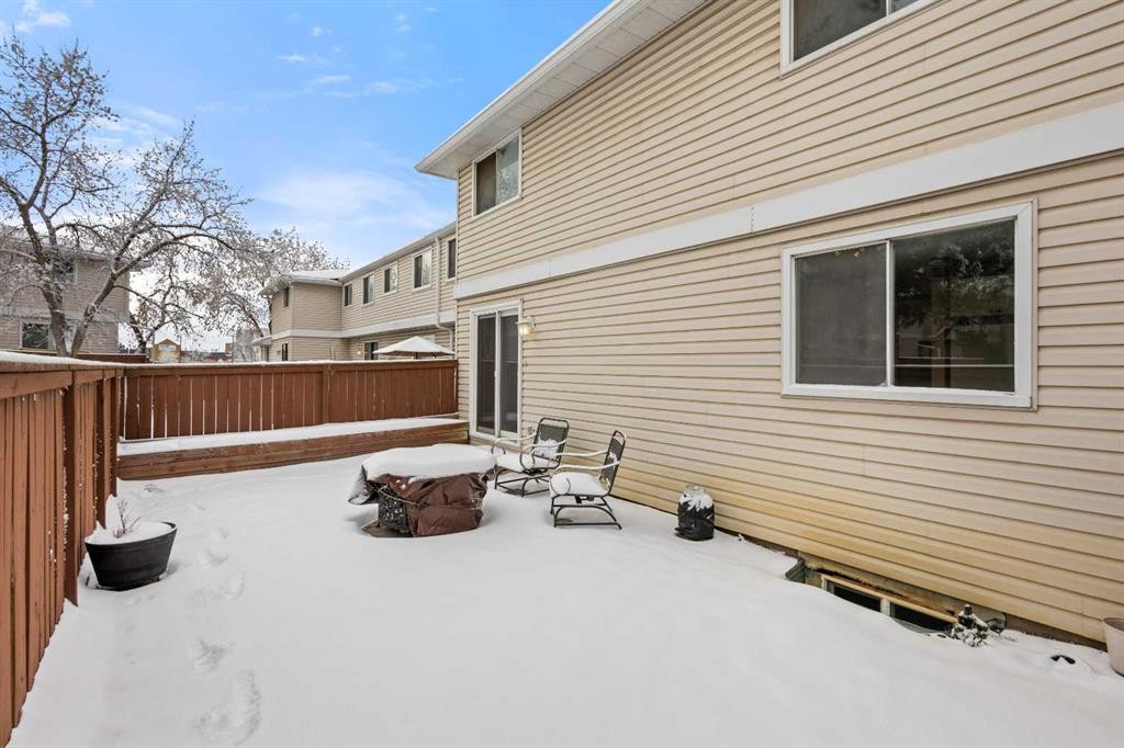 73-1155 Falconridge Drive Ne, Calgary, AB - Outdoor With Exterior