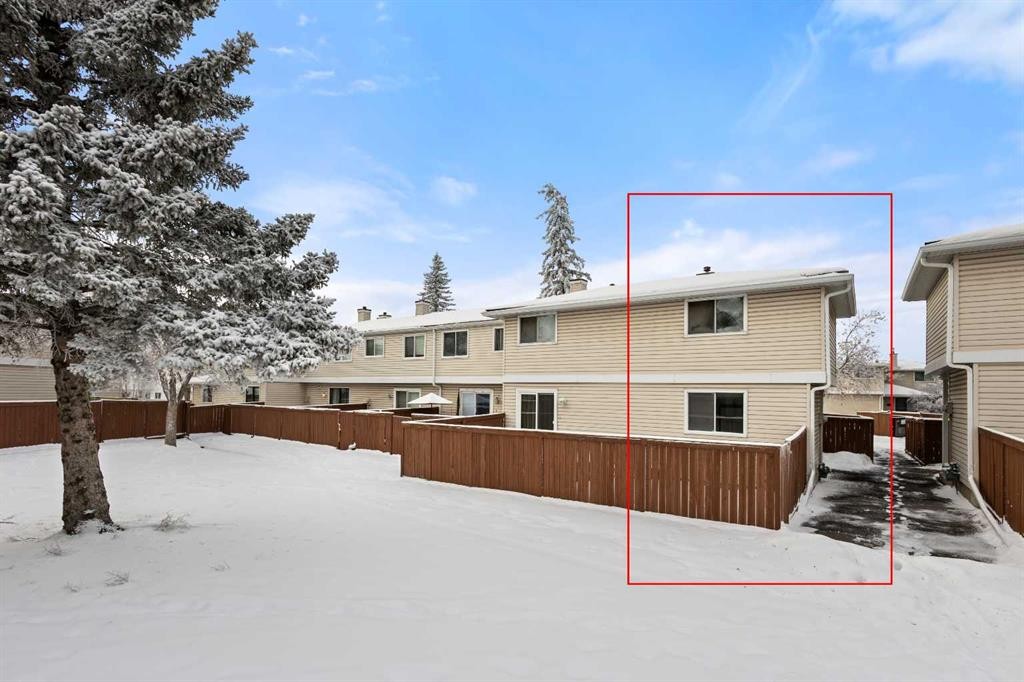 73-1155 Falconridge Drive Ne, Calgary, AB - Outdoor