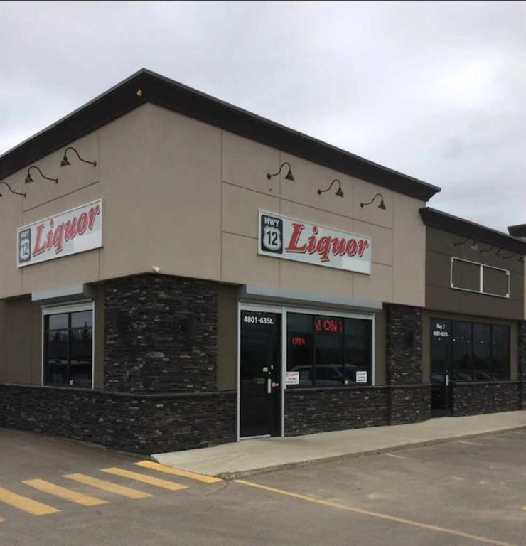 1-4801 63 Street, Lacombe, AB