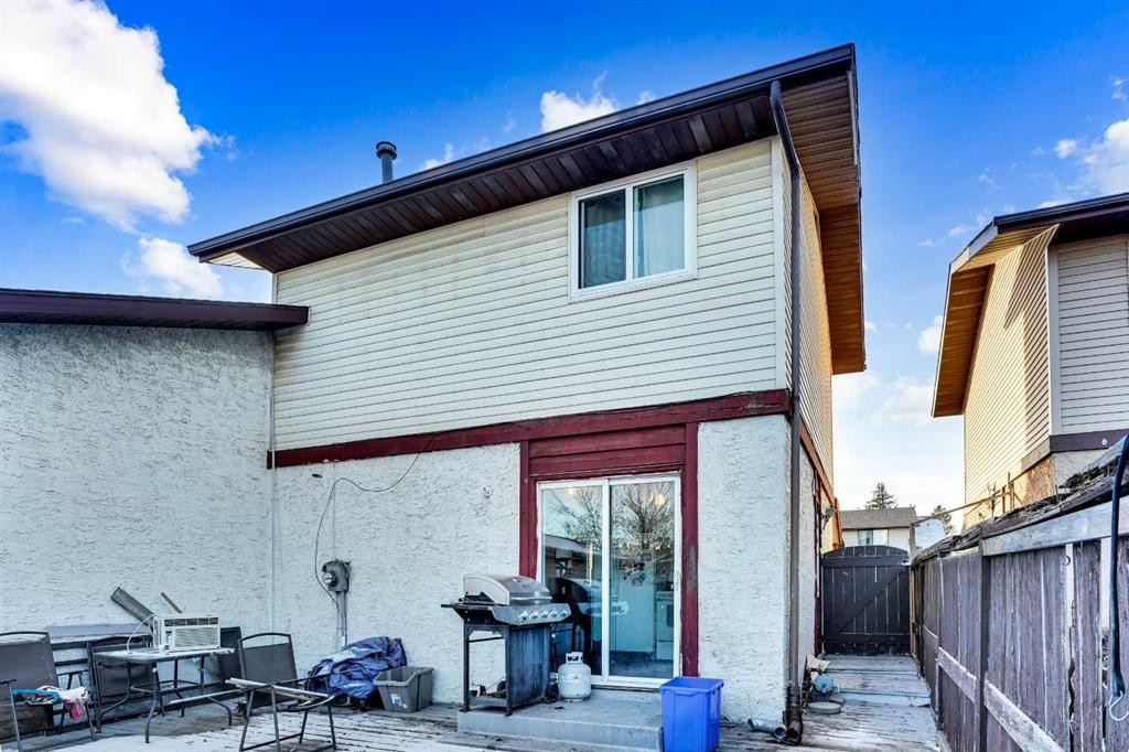 28 Abergale Close Ne, Calgary, AB - Outdoor With Deck Patio Veranda With Exterior
