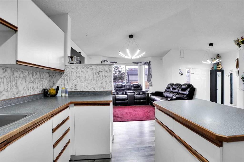 63 Martinbrook Road Ne, Calgary, AB - Indoor Photo Showing Kitchen