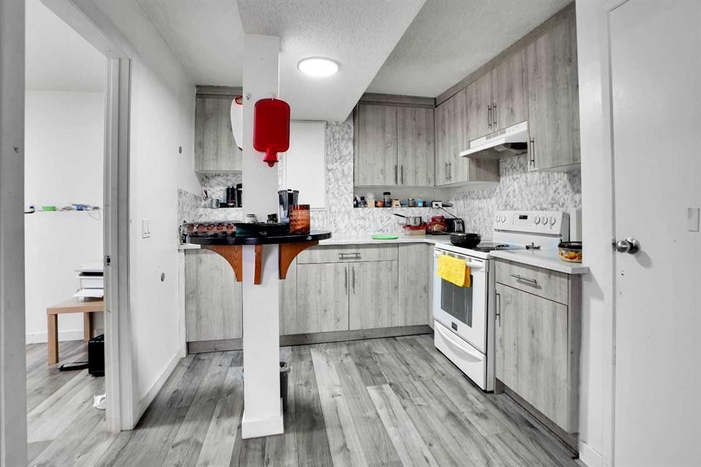 63 Martinbrook Road Ne, Calgary, AB - Indoor Photo Showing Kitchen