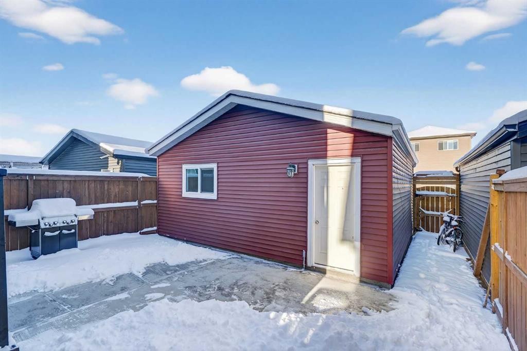 18 Savanna Drive Ne, Calgary, AB - Outdoor With Deck Patio Veranda With Exterior